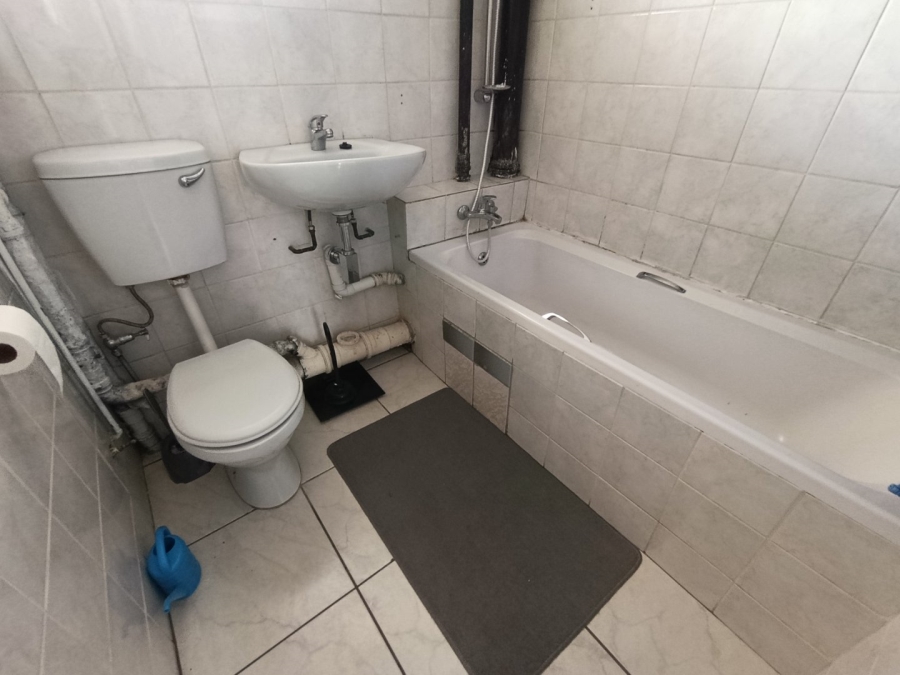 1 Bedroom Property for Sale in Brandwag Free State